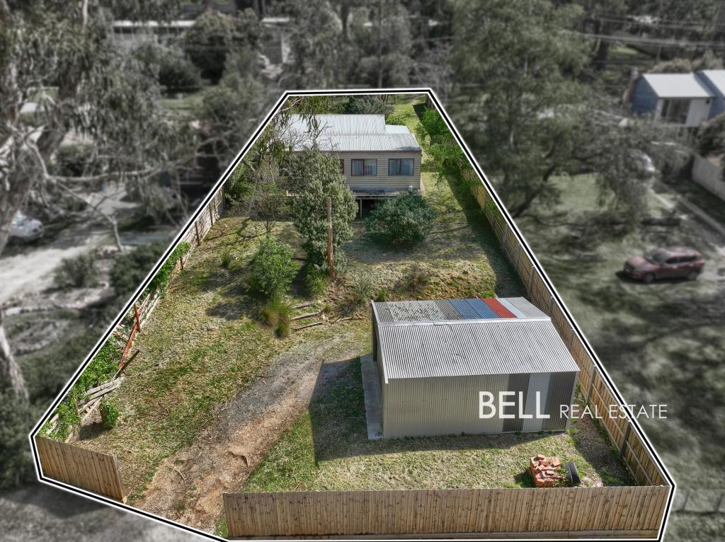 17 Edmunds Rd, Cockatoo, VIC 3781