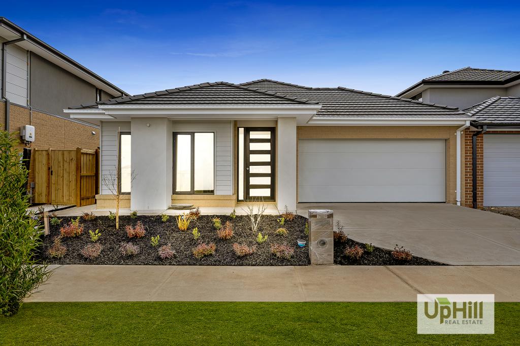 147 VILLA DORIA DR, CLYDE NORTH, VIC 3978