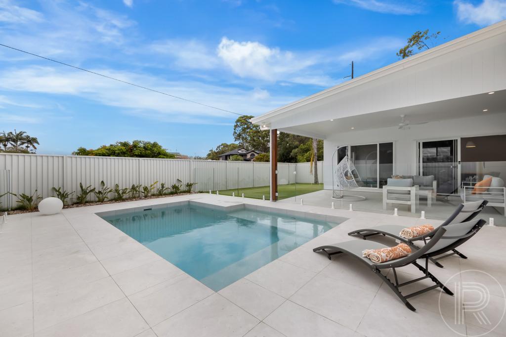 1/1 Lurnea Cres, Mountain Creek, QLD 4557