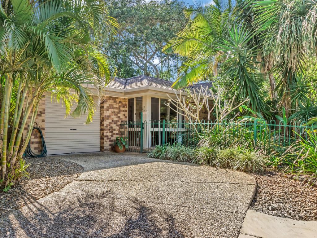 4 CONNEWARRE CT, PETRIE, QLD 4502