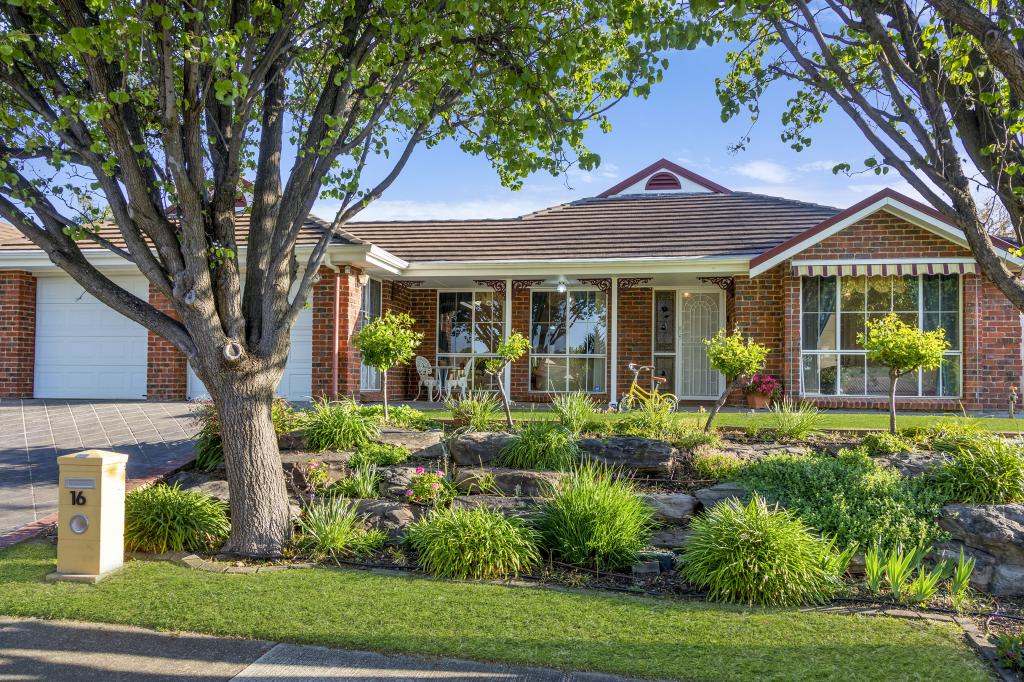 16 Amadeus Ct, Greenwith, SA 5125