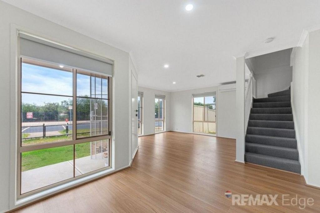 51 Kirkstone Rd, Point Cook, VIC 3030