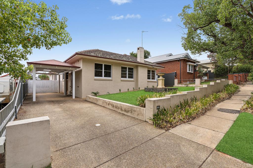 42 GRANDVIEW AVE, TURVEY PARK, NSW 2650