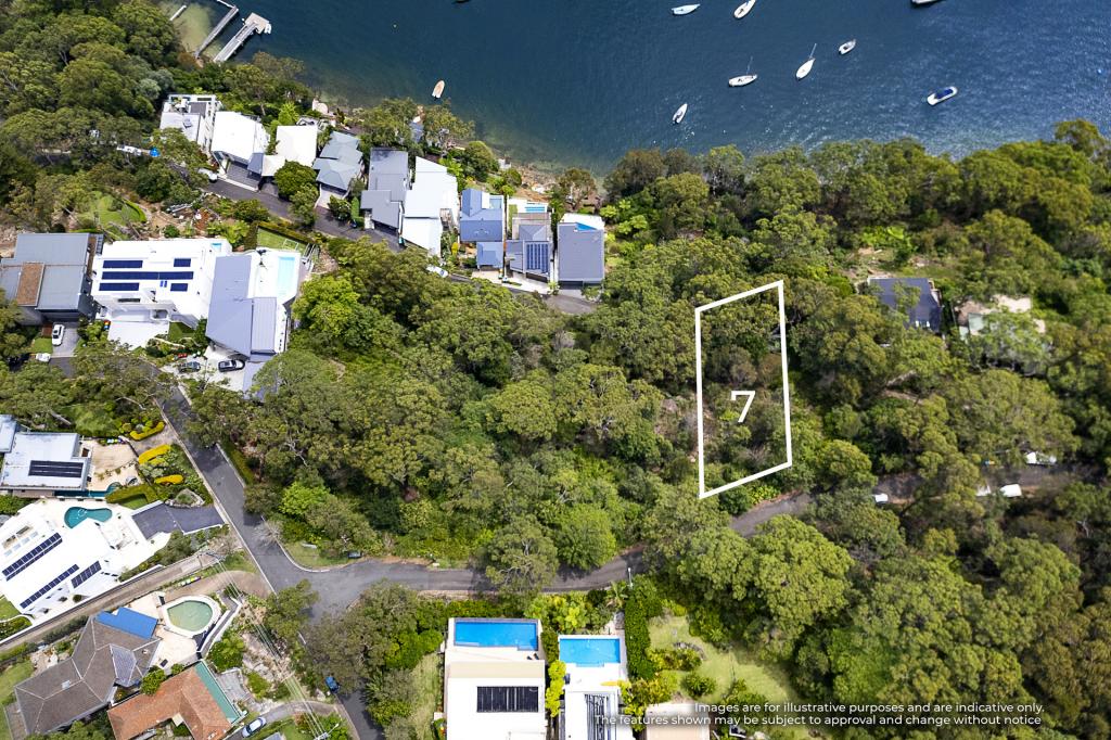 7 CLAVERING RD, SEAFORTH, NSW 2092