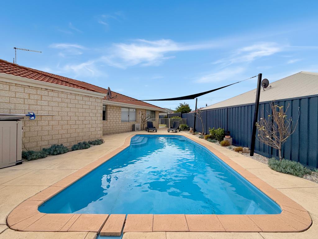 4 Brussels Cct, Port Kennedy, WA 6172