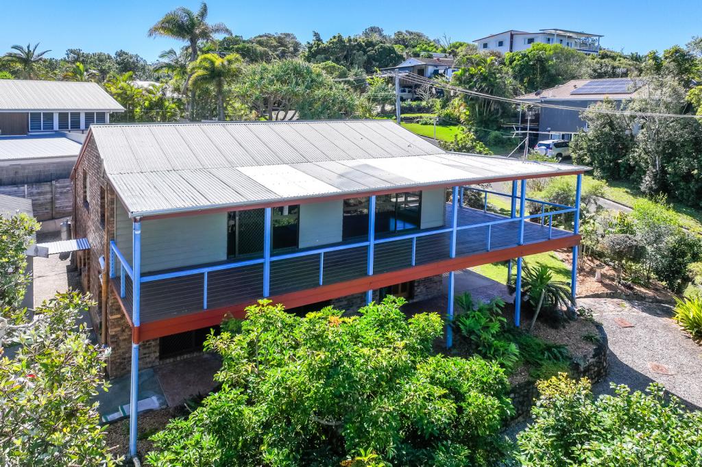1 Meri Ct, Point Arkwright, QLD 4573