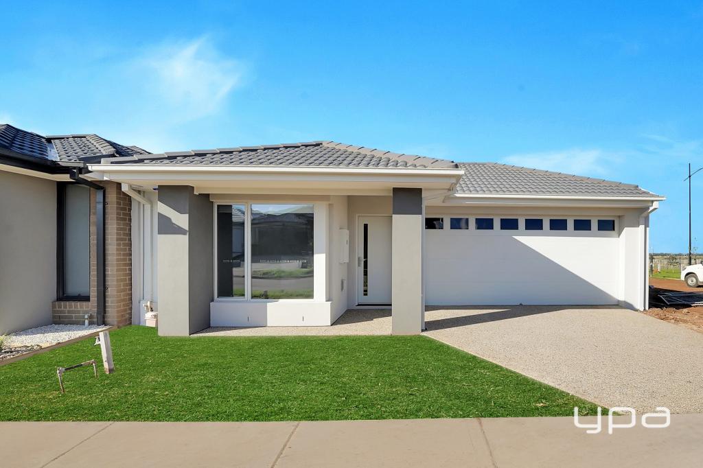 19 ARCHDUKE DR, DEANSIDE, VIC 3336