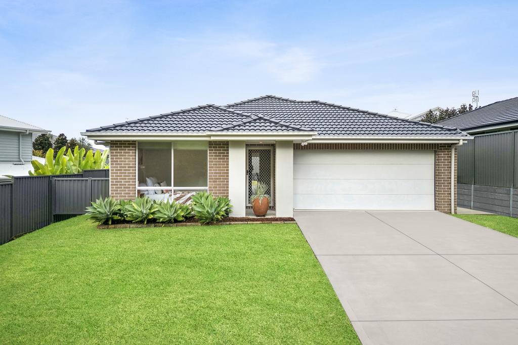 9 WHITE FIG DR, GLENNING VALLEY, NSW 2261