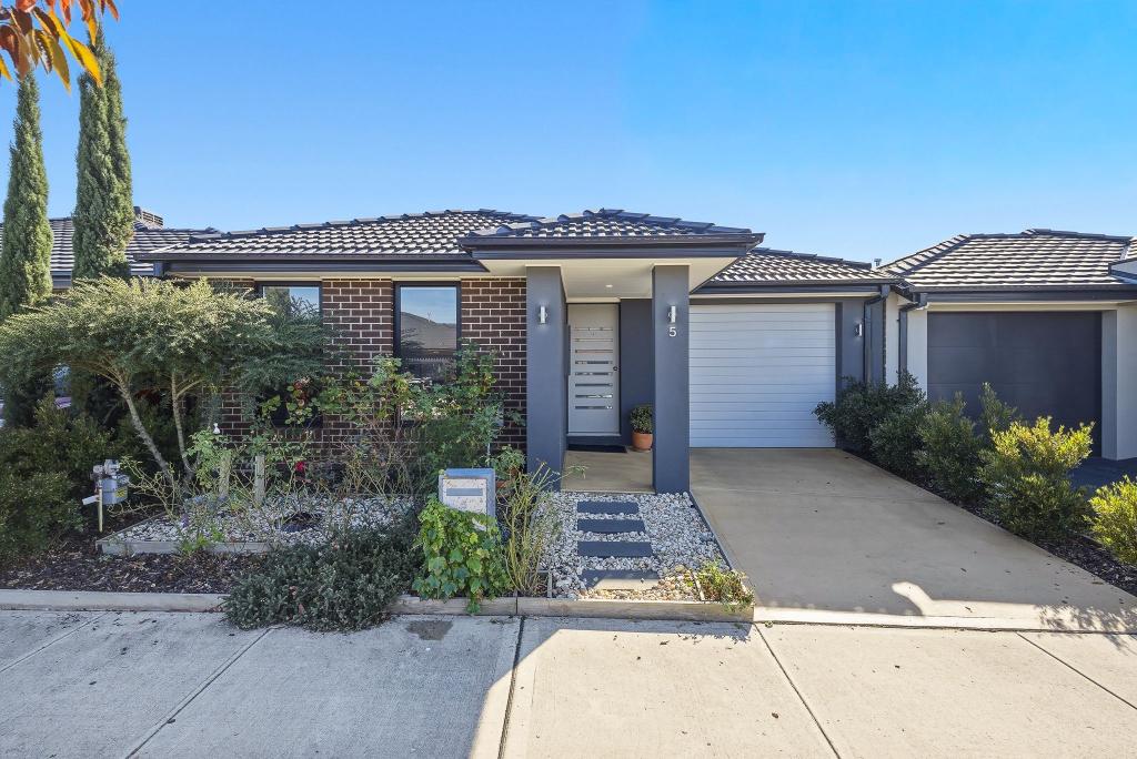 5 Darkum St, Clyde, VIC 3978