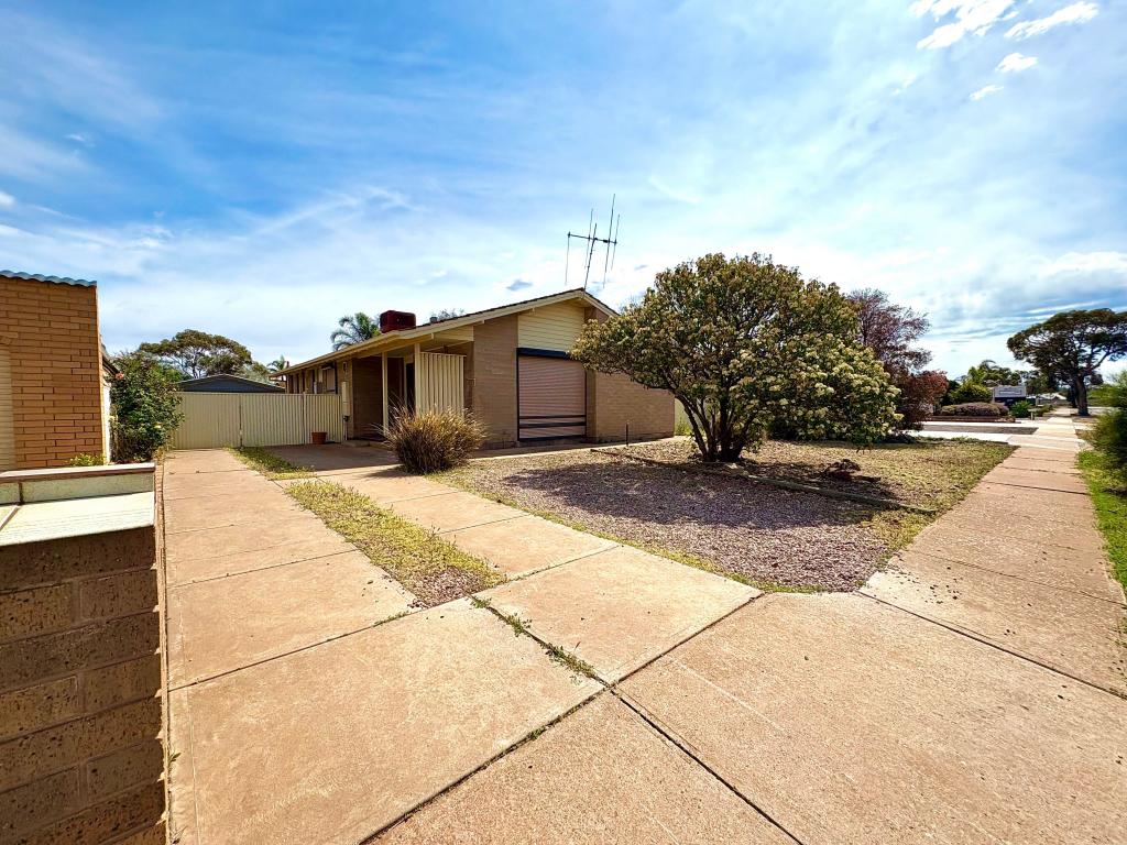 15 Harrison Cl, Whyalla Jenkins, SA 5609