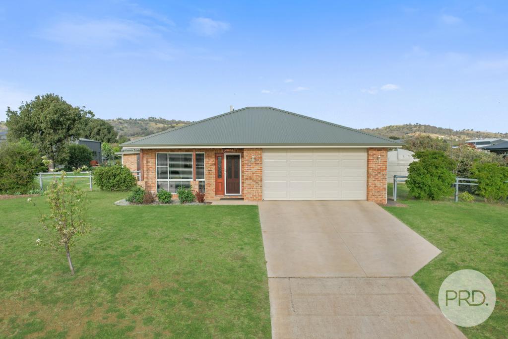 6 WANDELLA CT, MOORE CREEK, NSW 2340