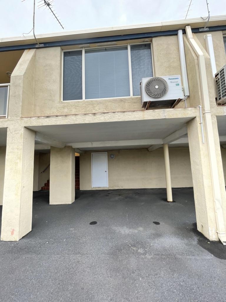 2/4 William St, Bunbury, WA 6230