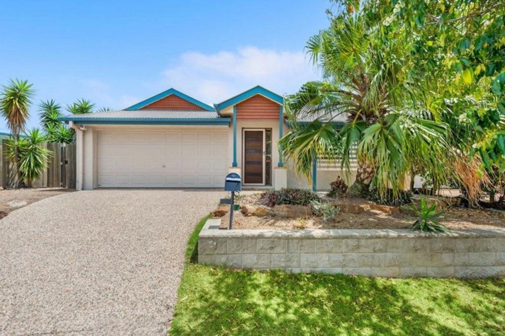 15 COOKSLAND CRES, NORTH LAKES, QLD 4509