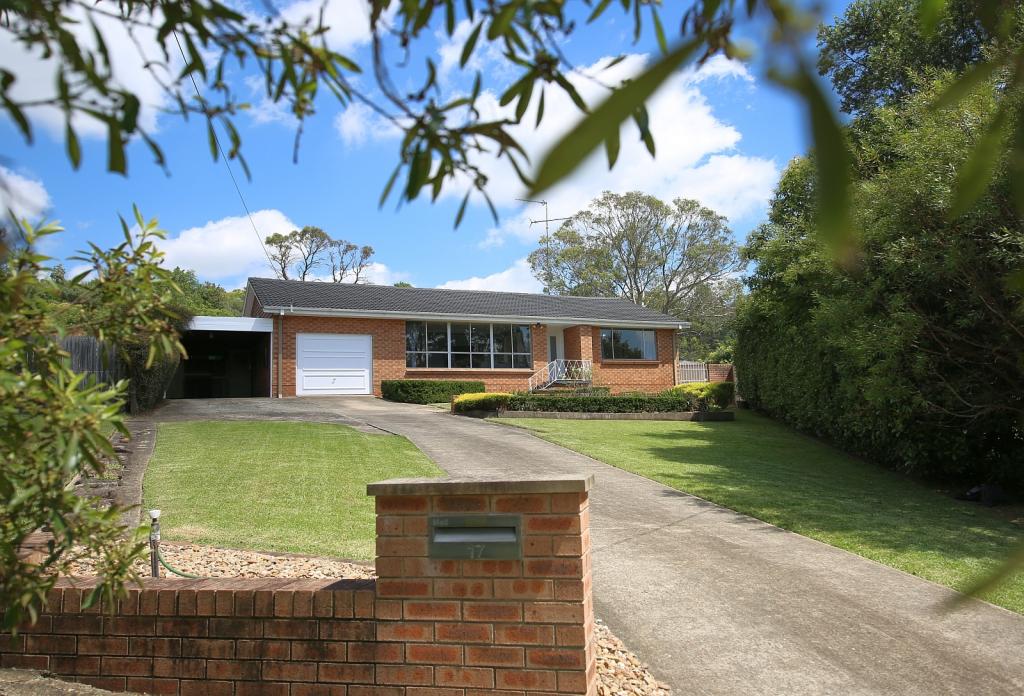 17 Heathcote St, Picton, NSW 2571