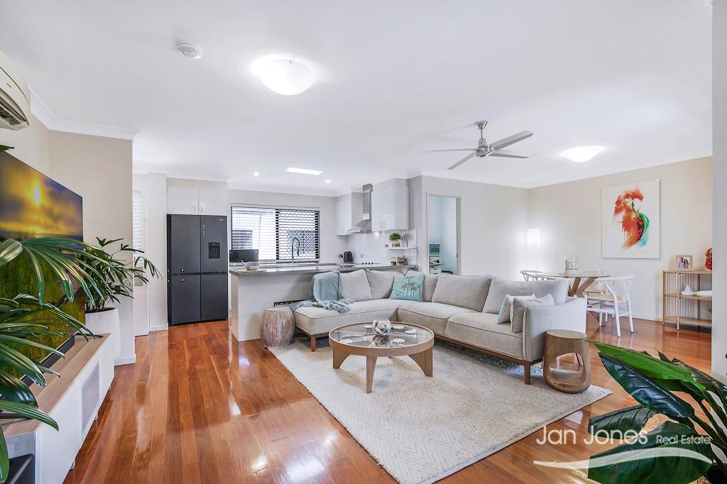 8/12-14 Georgina St, Woody Point, QLD 4019