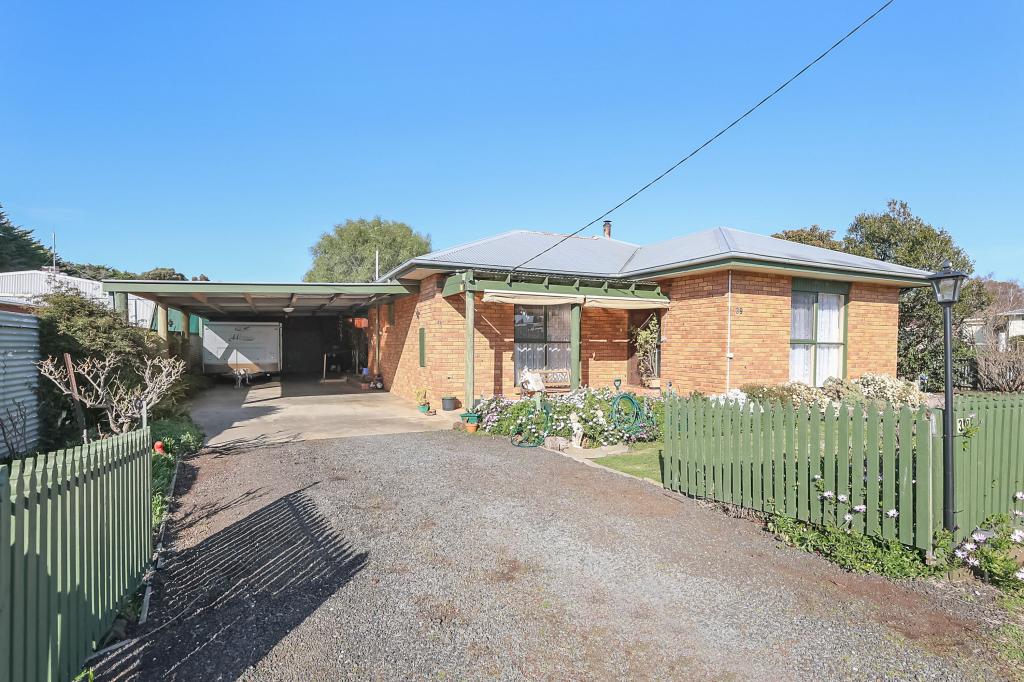 39 Main St, Derrinallum, VIC 3325