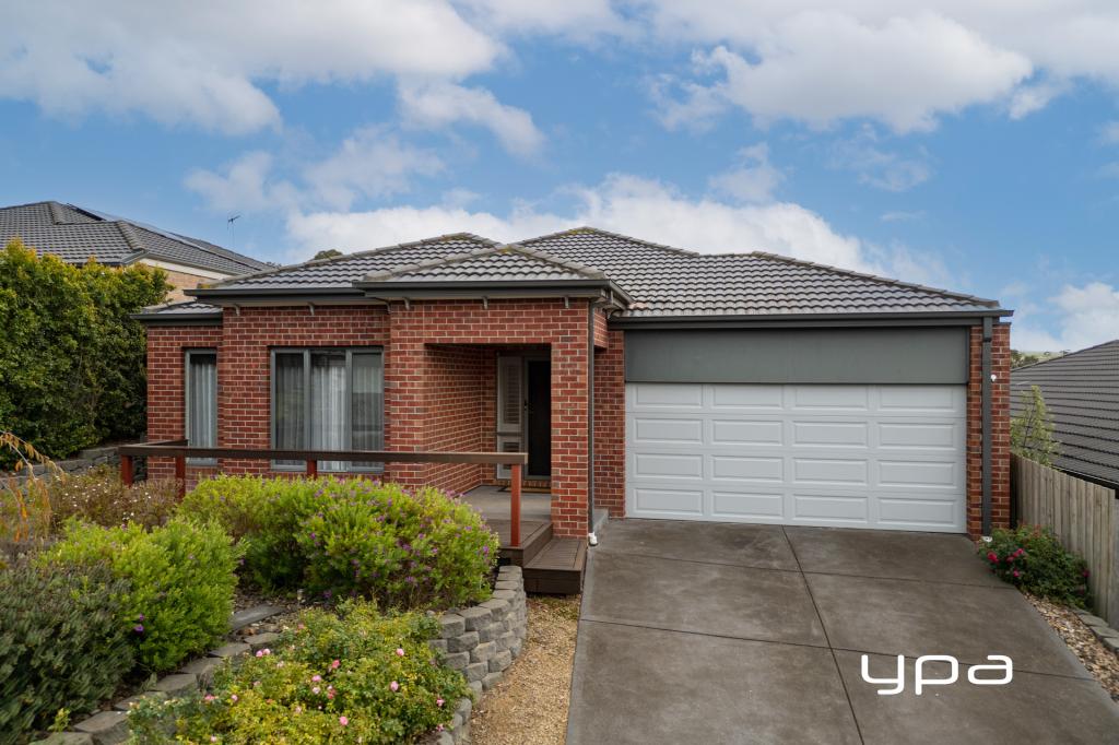 8 Saltash Ct, Sunbury, VIC 3429