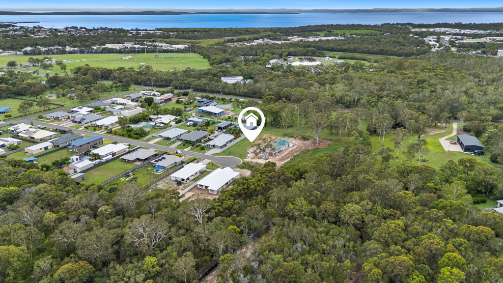 18 Bonita Ct, Urangan, QLD 4655