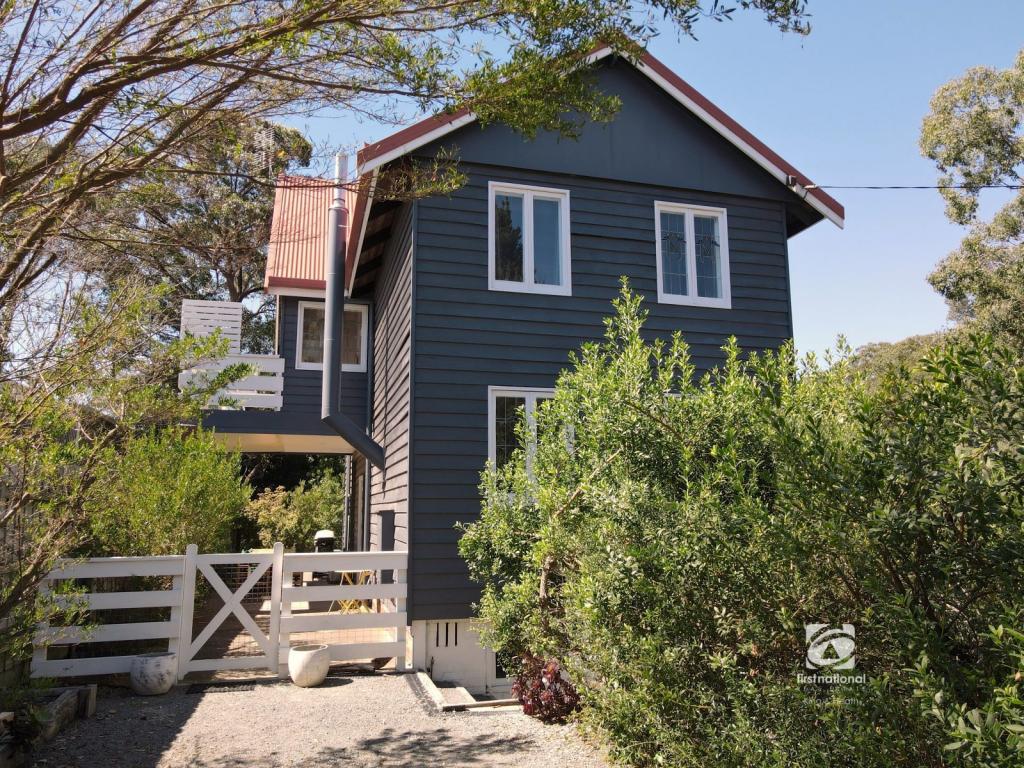 55 Gilsenan Dr, Metung, VIC 3904