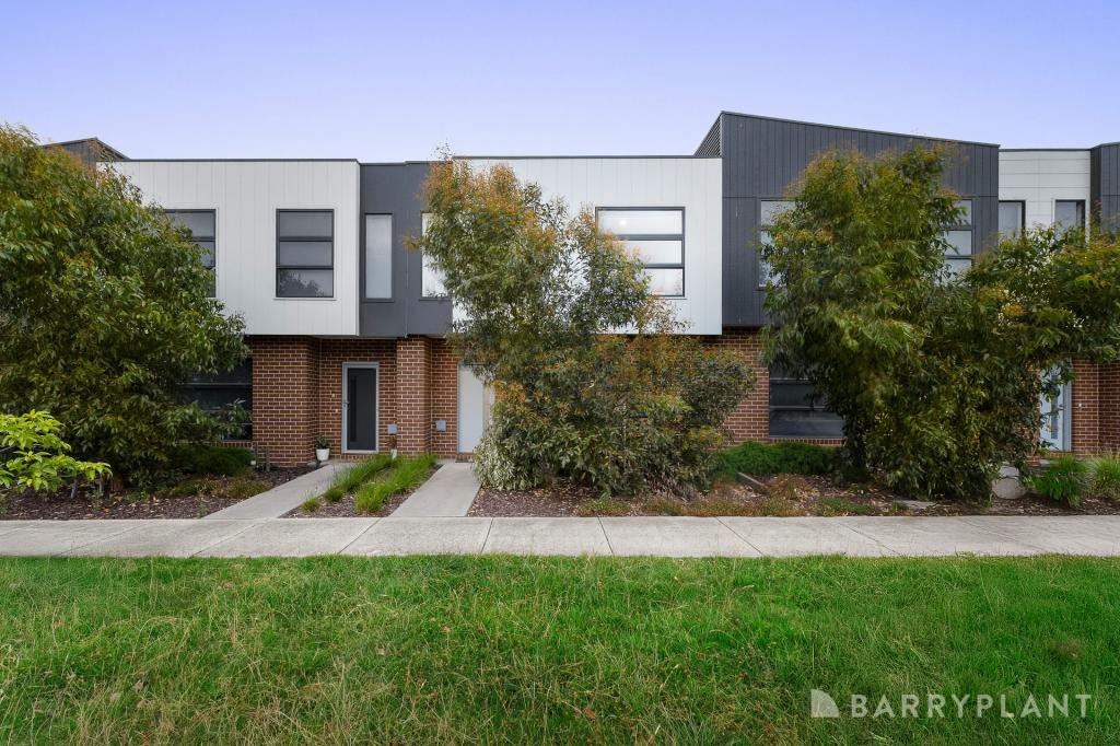 38 Merribrook Bvd, Clyde, VIC 3978
