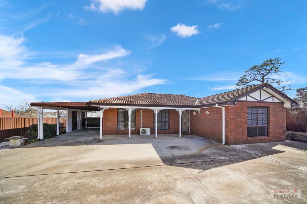 12 Elm Pl, Kelso, NSW 2795