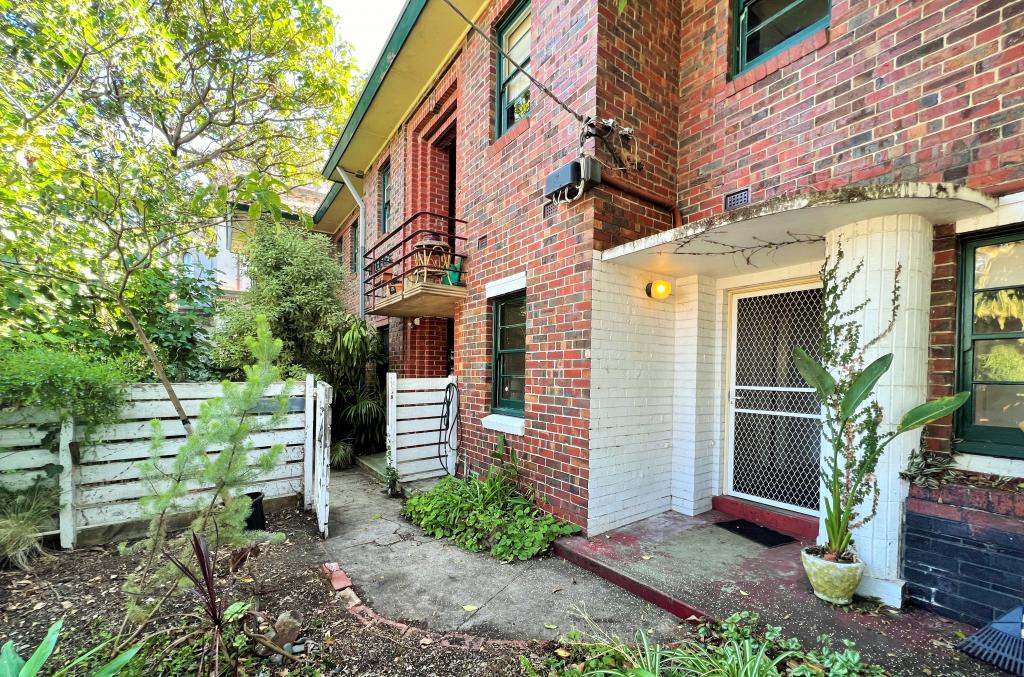 2/2a Manor Gr, Caulfield North, VIC 3161
