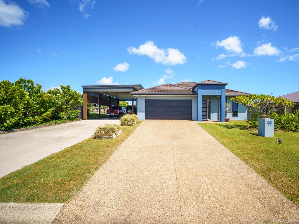 12 Bounty Cct, Eli Waters, QLD 4655