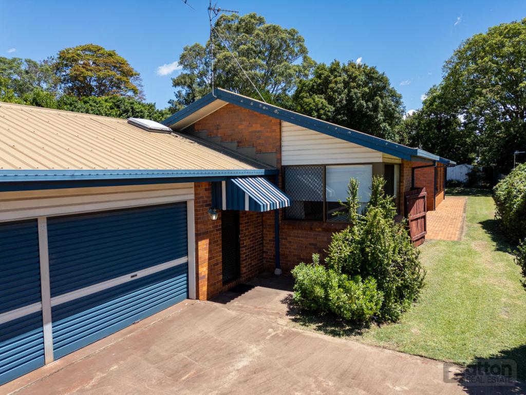19 GOSTWYCK ST, NEWTOWN, QLD 4350