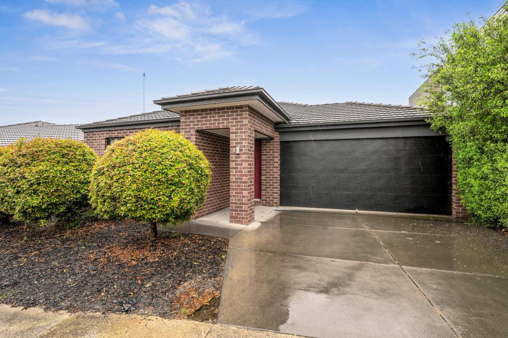 10 Rene St, Waurn Ponds, VIC 3216