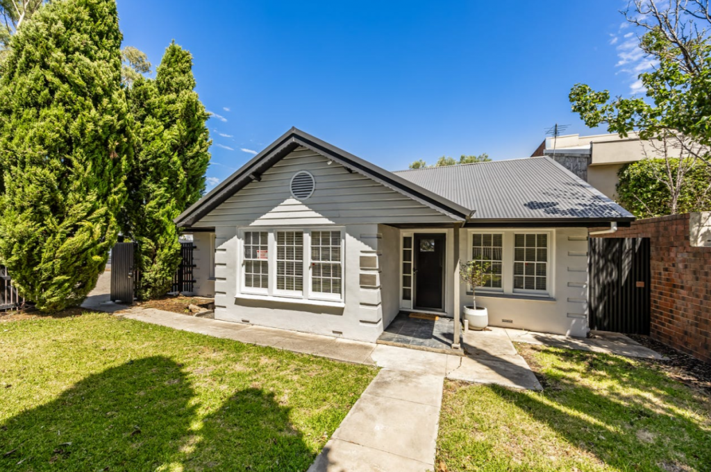 657 Portrush Rd, Glen Osmond, SA 5064