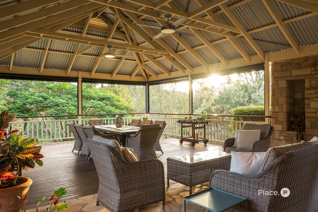 386 Grandview Rd, Pullenvale, QLD 4069