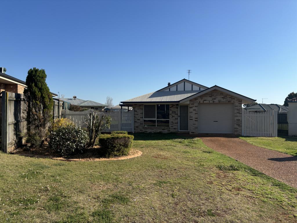 42 Biscay Cres, Glenvale, QLD 4350