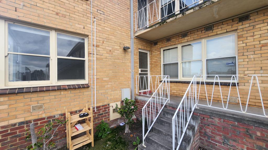 2/38 Princes Highway Service Road, Dandenong, VIC 3175