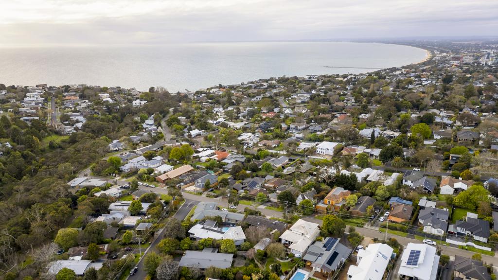 10 Hoadley Ave, Frankston South, VIC 3199