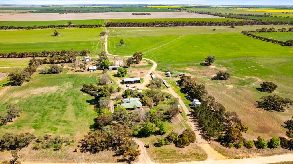 635 Dunmunkle Creek Rd, Rupanyup, VIC 3388