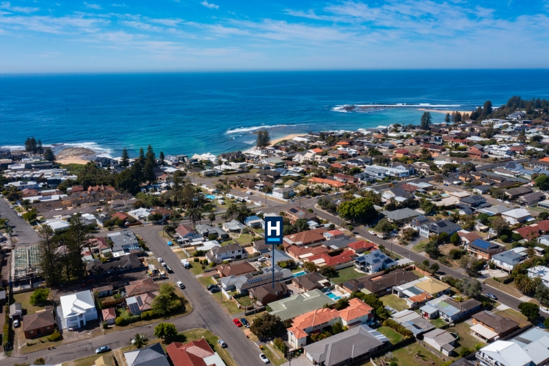 17 Yethonga Ave, Blue Bay, NSW 2261