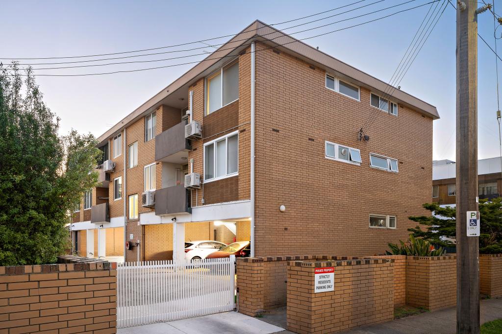 2/2 Mckay St, Coburg, VIC 3058