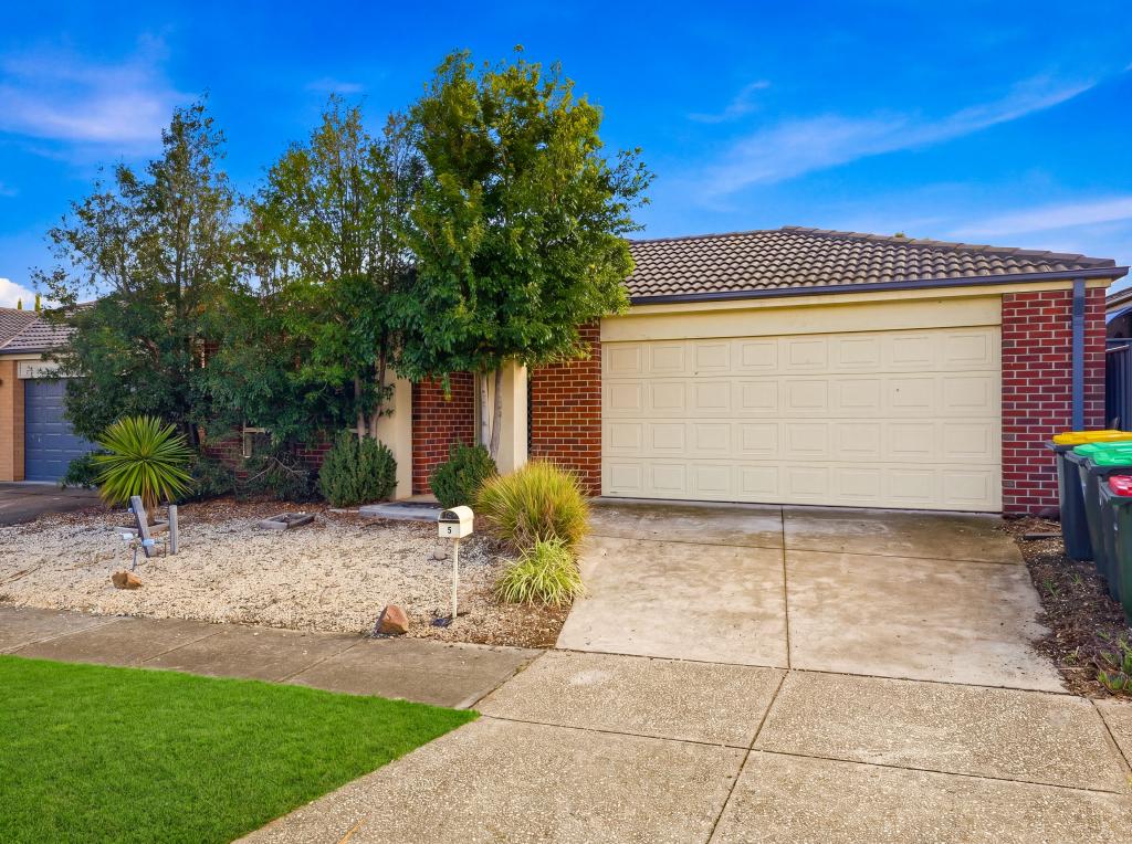 5 Gembrook St, Manor Lakes, VIC 3024