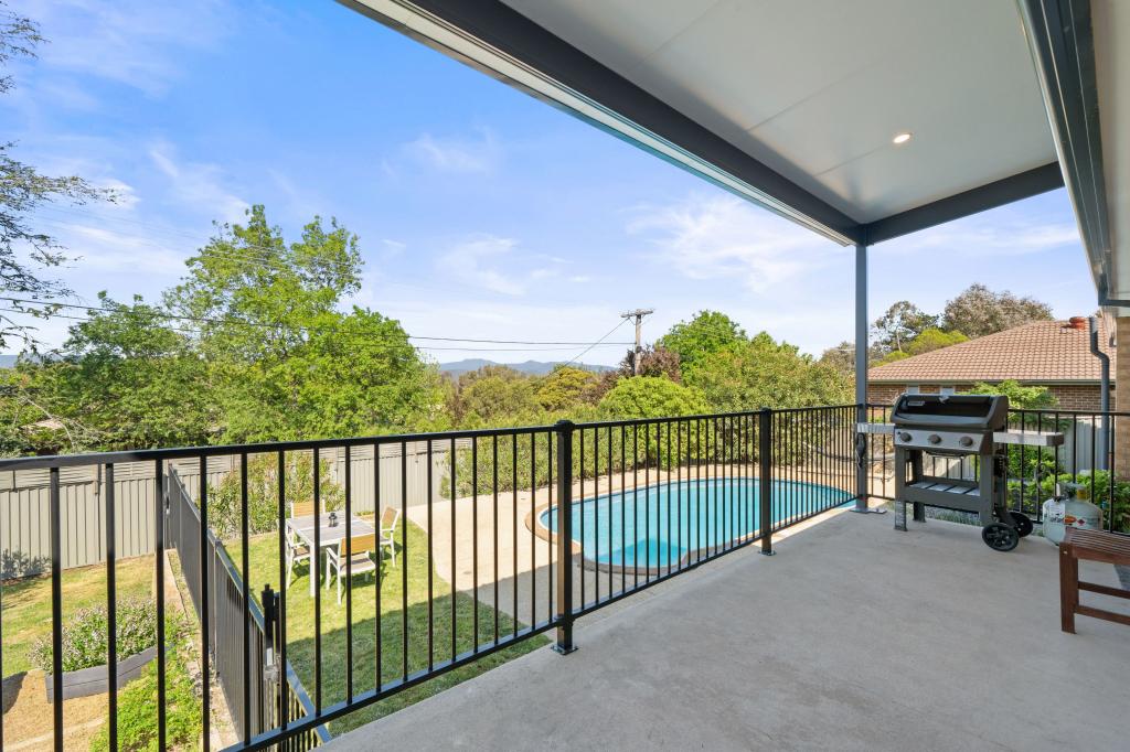 8 Brownsmith Cres, Kambah, ACT 2902