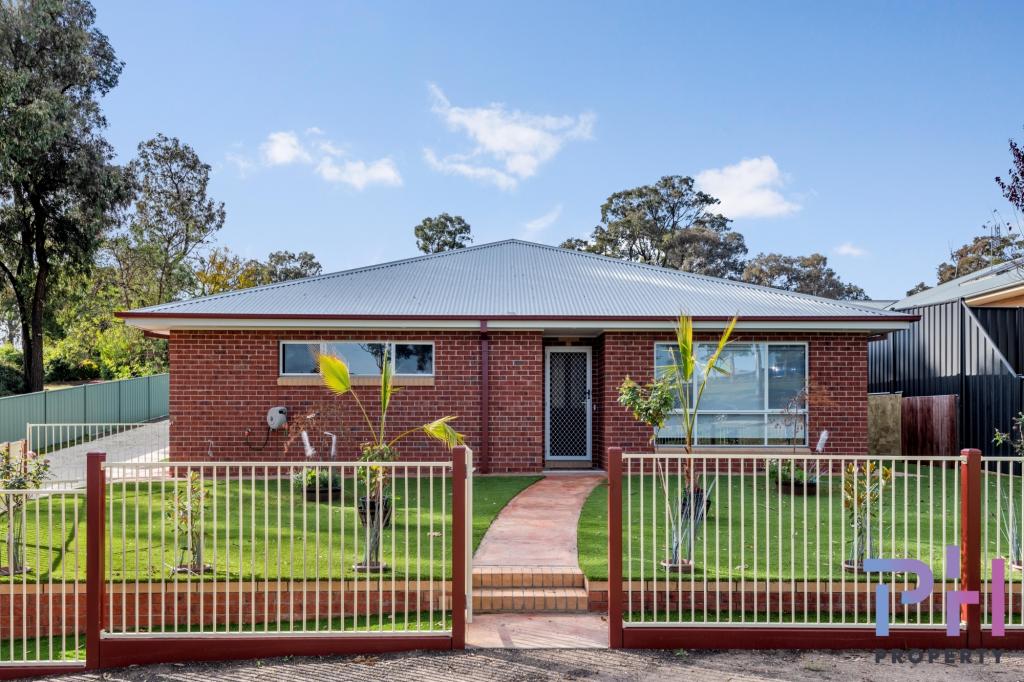 1/137 EDWARDS RD, KENNINGTON, VIC 3550