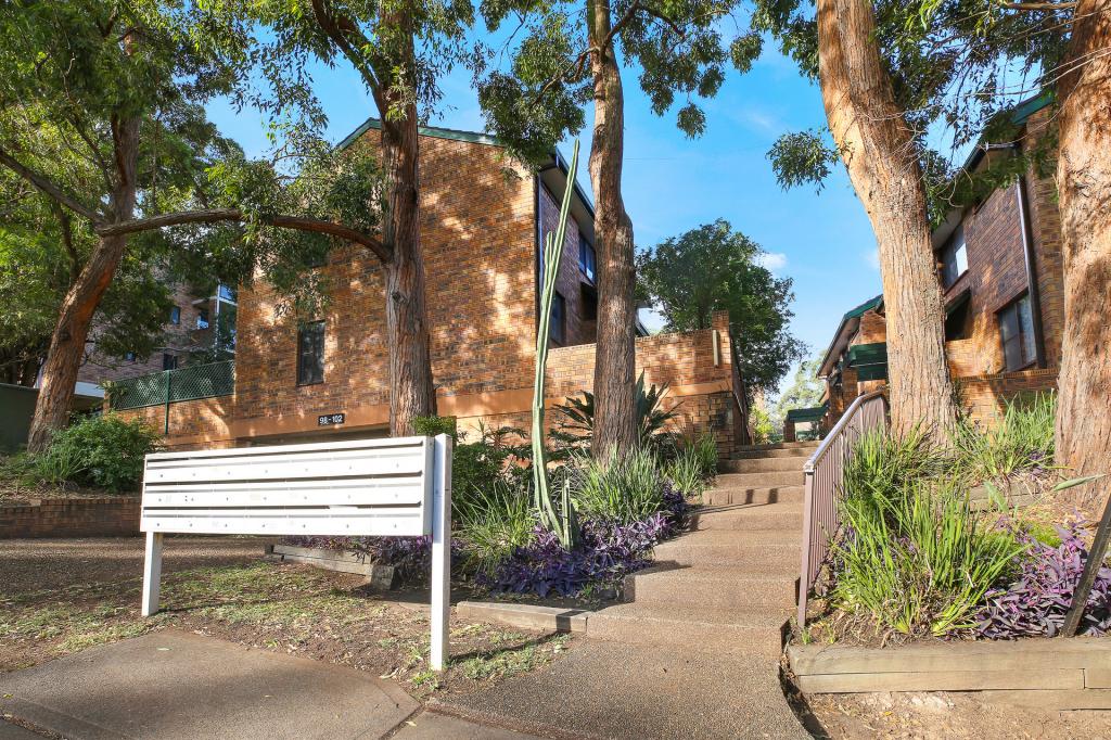 4/98 GLENCOE ST, SUTHERLAND, NSW 2232