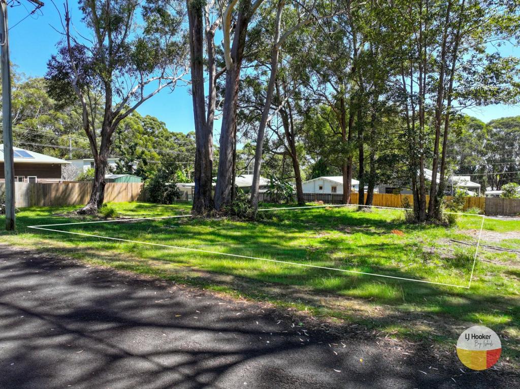 35 KORO ST, RUSSELL ISLAND, QLD 4184