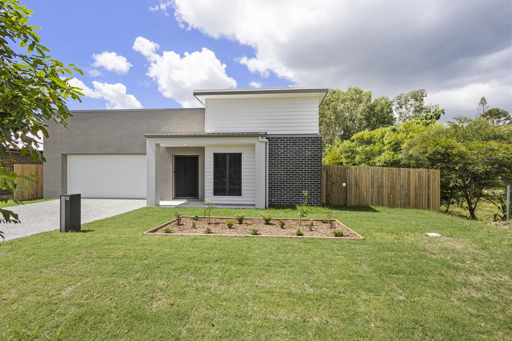 13 Cambridge Pl, Burnside, QLD 4560