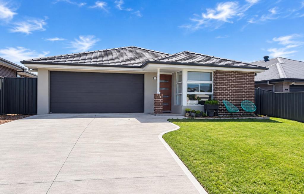 18 Masters St, Rutherford, NSW 2320
