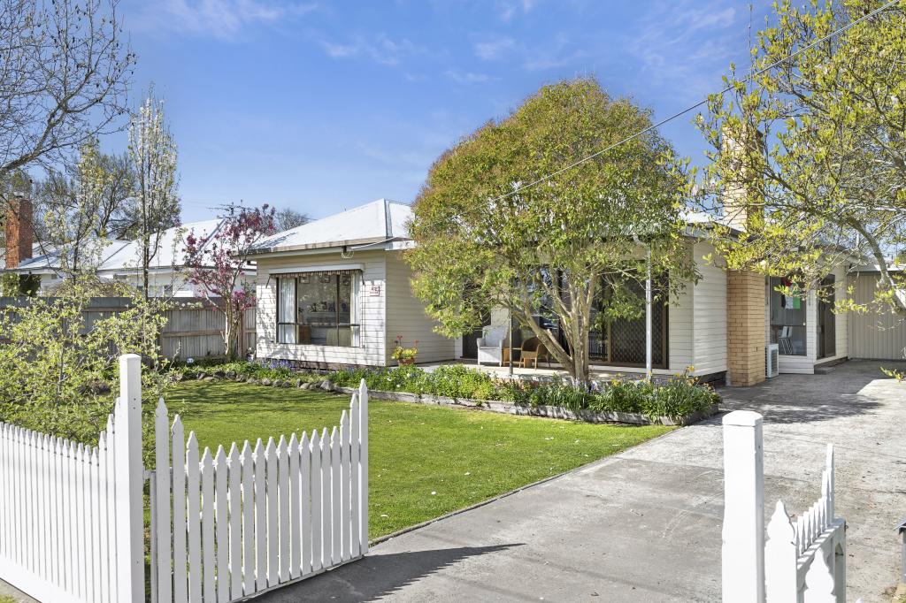 42 Wedge St, Kyneton, VIC 3444