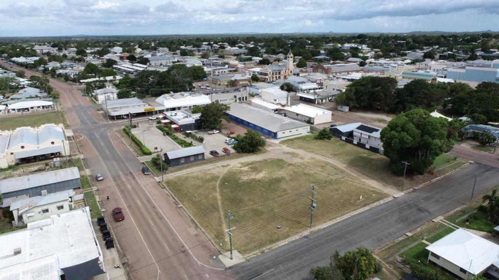 30 Mary St, Charters Towers City, QLD 4820