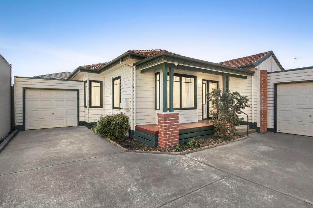2/33 Young St, Oakleigh, VIC 3166