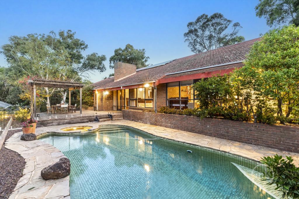 100 Kangaroo Ground Wattle Glen Rd, Wattle Glen, VIC 3096