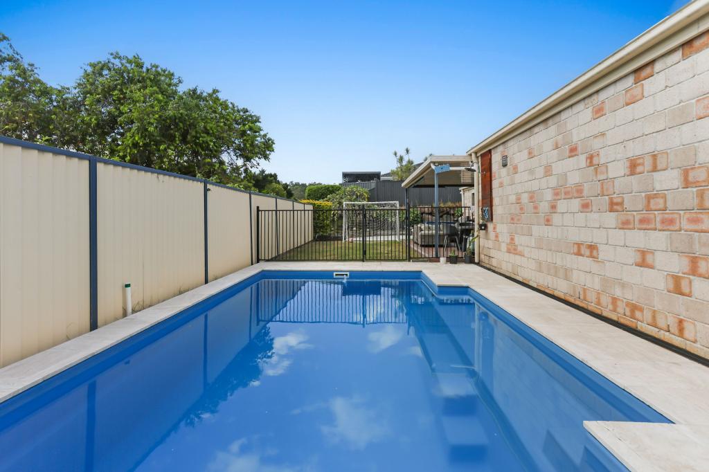 2 Cann Cl, Pacific Pines, QLD 4211