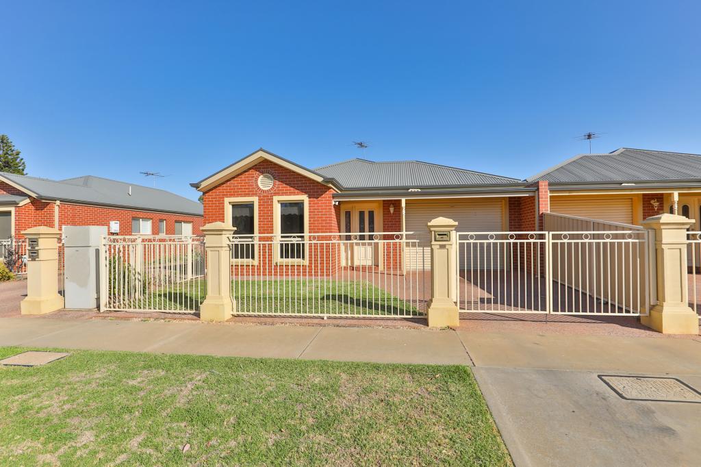 215 Wade Ave, Mildura, VIC 3500